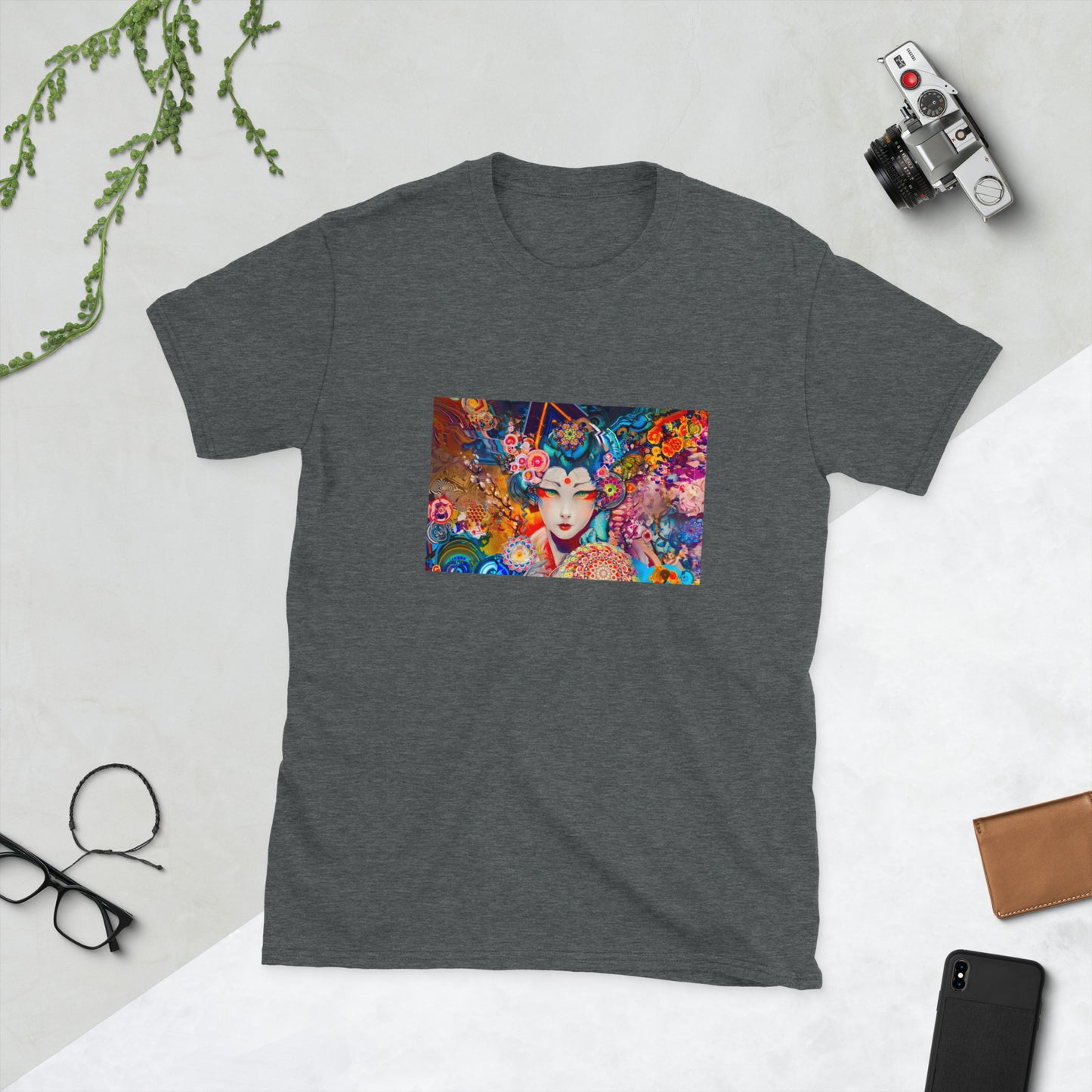 Radiant Japanese Geisha Graphic Short-Sleeve Unisex T-Shirt